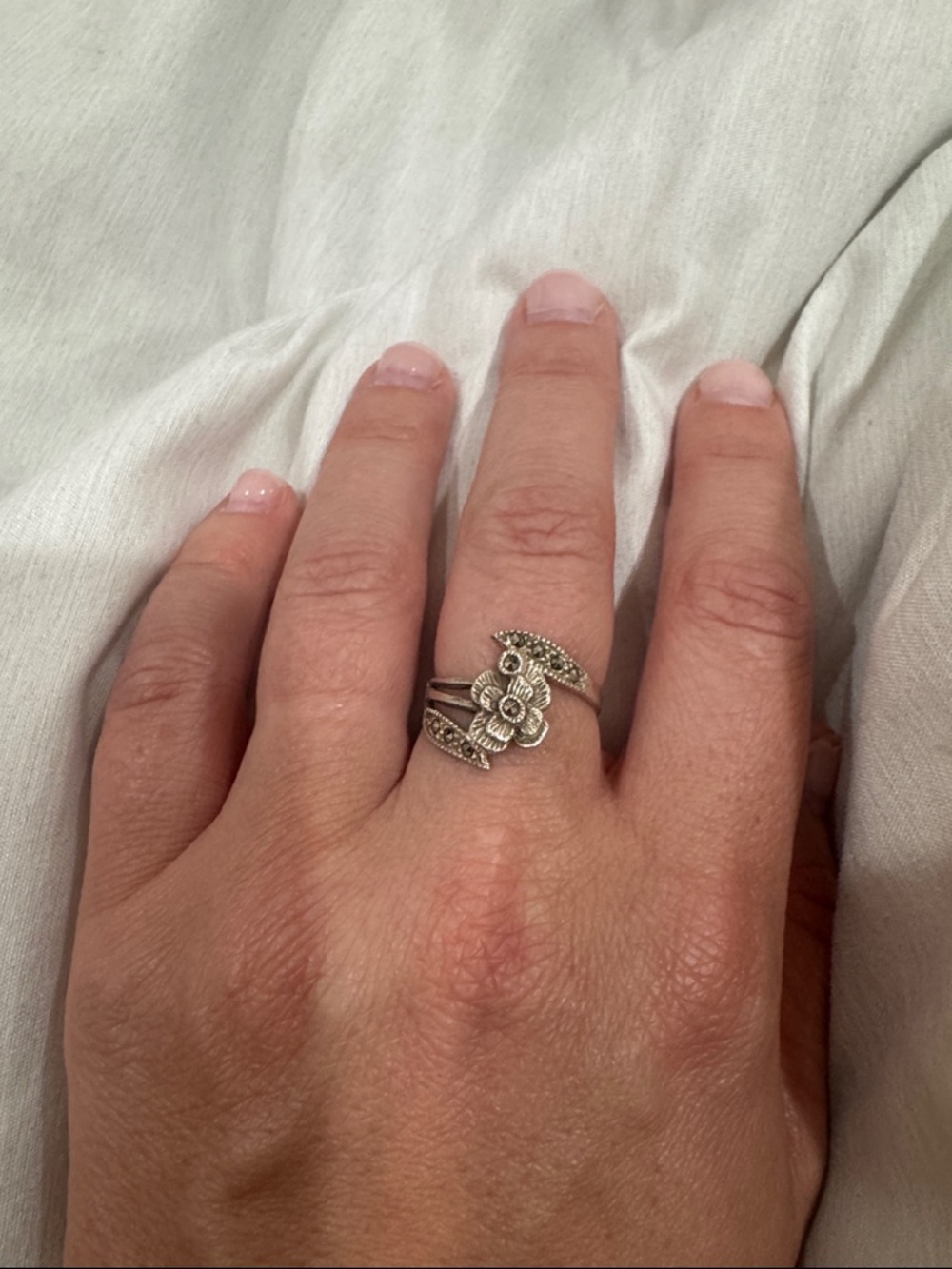 Floral Open Band Ring in Silver